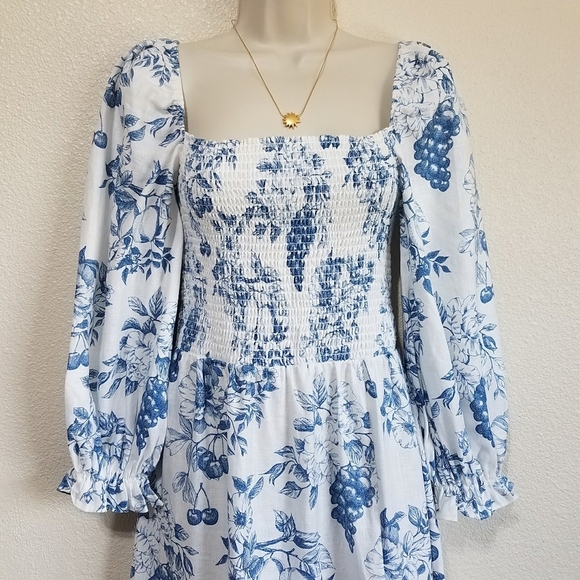 Reformation Gitane Linen Dress in Corsica - Picture 3 of 12